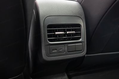 Omoda 5 1.5 T-GDI Hybrid Premium DHT