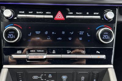 Hyundai Santa Fe 1.6 T-GDI PHEV Caligraphy 4WD aut 6os.