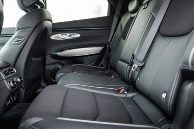 Genesis G70 AWD AT8 Luxury Line