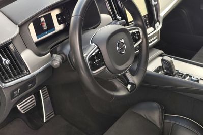 Volvo V90 B4 D R-Design