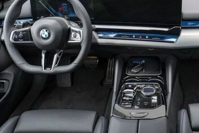 BMW Seria 5 520i M Sport