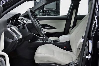 Jaguar E-Pace i4D FWD R-Dynamic S