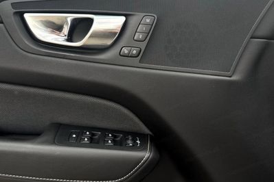 Volvo XC60 B5 B AWD R-Design aut