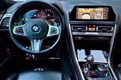 BMW Seria 8 M850i xDrive