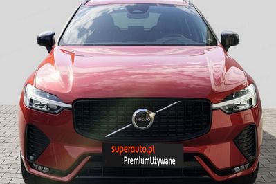 Volvo XC60 B5 B AWD Plus Dark