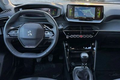 Peugeot 2008 1.2 PureTech Allure Pack S&S