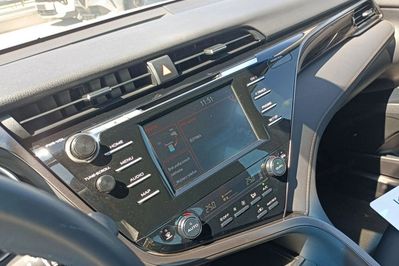 Toyota Camry 2.5 Hybrid Comfort Cvt