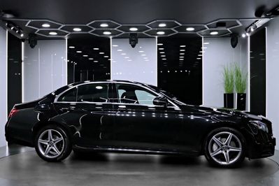 Mercedes E Klasa E 220 d 4-Matic AMG/Avantgarde