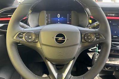 Opel Corsa Yes  1.2 T mHEV eDCT