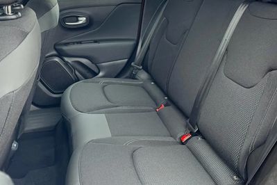 Jeep Renegade Altitude 1.5 T4 mHEV DCT