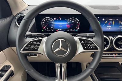 Mercedes GLA 200 Progressive