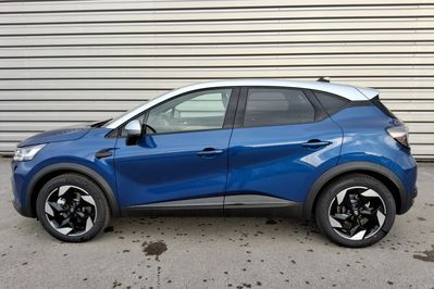 Renault Captur Techno 1.8 E-Tech Full Hybrid AT