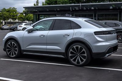 Porsche Macan 4