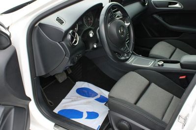 Mercedes GLA 180