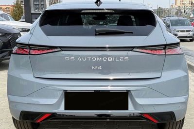 DS N°4 Pallas eDCS6 1.2 mHEV