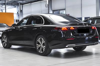 Mercedes Klasa E 200 4-Matic Avantgarde