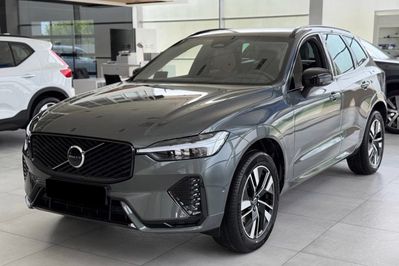 Volvo XC60 T6 Plug-In Hybrid AWD Plus Dark