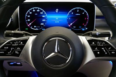 Mercedes Klasa C 220 d mHEV 4-Matic Avantgarde