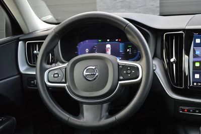 Volvo XC60 T6 Plug-In Hybrid AWD Ultra Dark