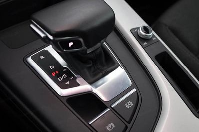 Audi A4 40 TDI S tronic