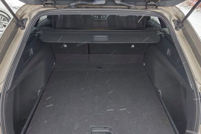 Suzuki Swace 1.8 Hybrid Premium Plus CVT