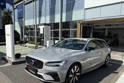 Volvo V90 T6 AWD Plug-In Hybrid Ultra Dark aut