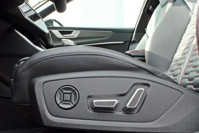 Audi A6 RS6 TFSI quattro Performance Avant