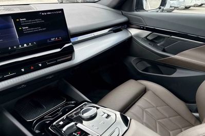 BMW Seria 5 520d xDrive M Sport