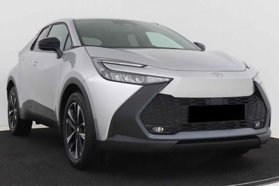 Toyota C-HR Style 2.0 Hybrid Dynamic Force Plug-in