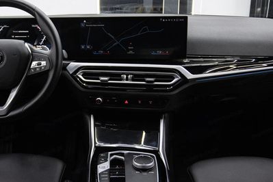 BMW Seria 3 318i M Sport aut