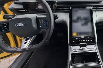 Ford Capri Premium AWD 79 kWh