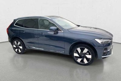 Volvo XC60 T8 Plug-In Hybrid AWD Ultra Bright