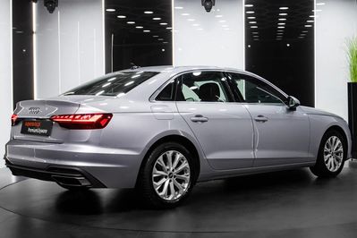 Audi A4 40 TDI mHEV S tronic
