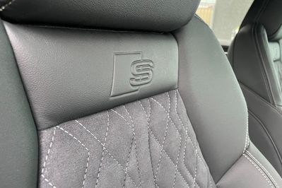 Audi Q4 e-tron 45 S Line
