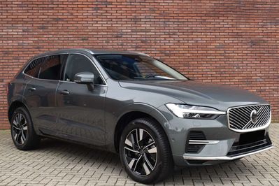 Volvo XC60 B5 AWD Plus Bright