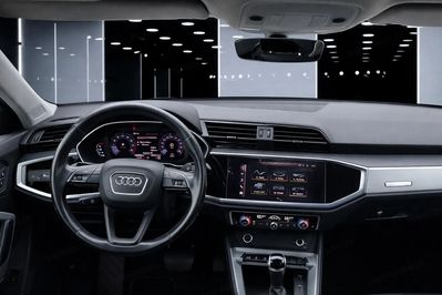 Audi Q3 35 TFSI mHEV S-Line S tronic