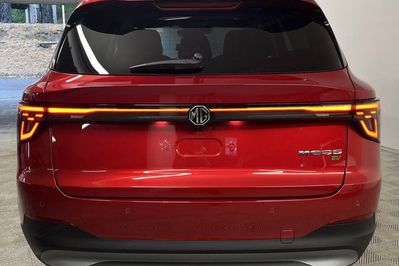 MG S5 64kWh Long Range RWD Exclusive