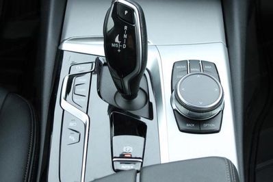 BMW Seria 5 Touring 530e xDrive Luxury Line