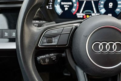 Audi A3 35 TFSI mHEV S tronic