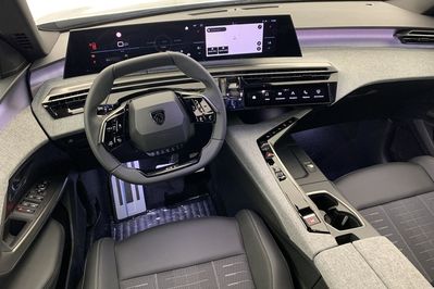 Peugeot 3008 GT 1.2 mHEV e-DCS6