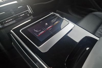 Audi A8 S8 TFSI mHEV quattro Tiptr.