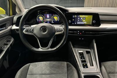 Volkswagen Golf 1.5 TSI DSG