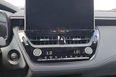 Toyota Corolla Cross GR Sport 2.0 Hybrid AWD