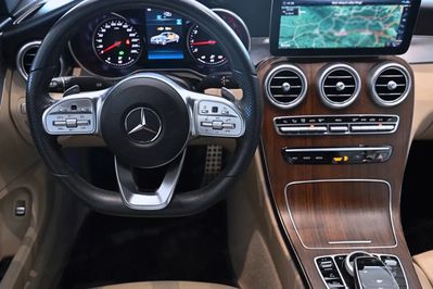 Mercedes Klasa C 180 9G-TRONIC AMG