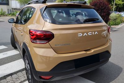 Dacia Sandero Stepway Expression LPG 1.0 TCe