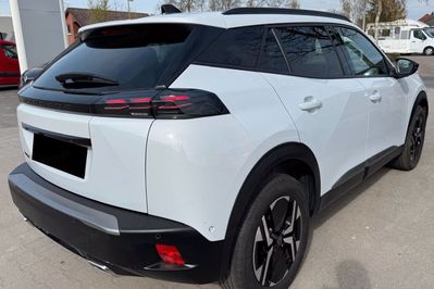 Peugeot 2008 Allure EAT8 1.2 PureTech