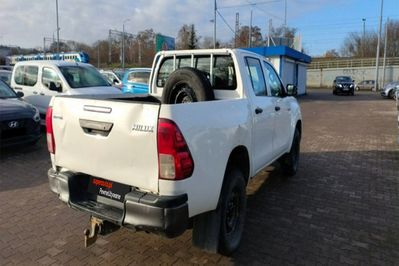 Toyota HiLux Double Cab DLX 4x4