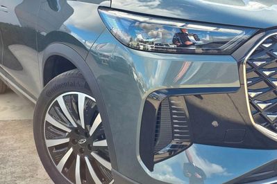 Chery Tiggo 8 Comfort 1.5 T-GDI Super Hybrid DCT