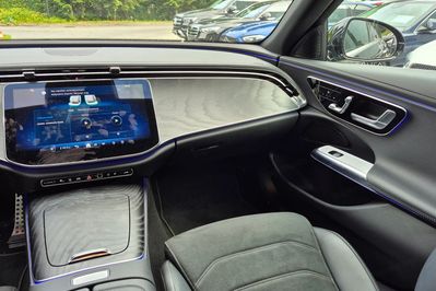 Mercedes Klasa E 220 d mHEV AMG 9G-Tronic