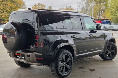 Land Rover Defender 110 D200 X-Dynamic SE
